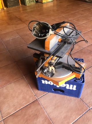 Ingletadora de madera