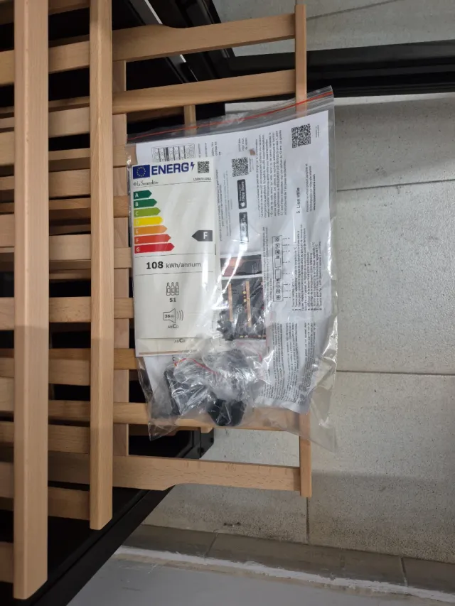 Vinoteca La Sommeliere Integrable bajo encimera