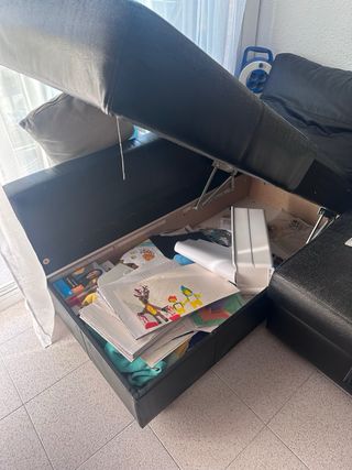 Divano modulare Ikea nero e grigio