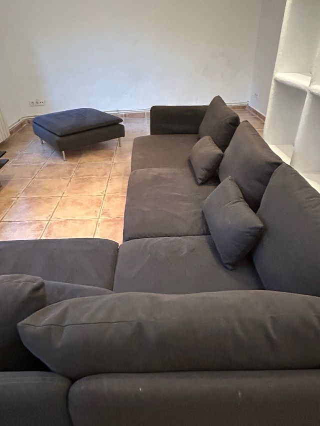 Divano modulare grigio scuro