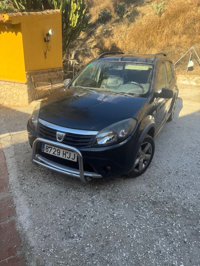 Dacia Sandero 2012