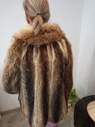 Abrigo de piel de zorro en perfecto estado