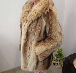 Abrigo de piel de zorro en perfecto estado