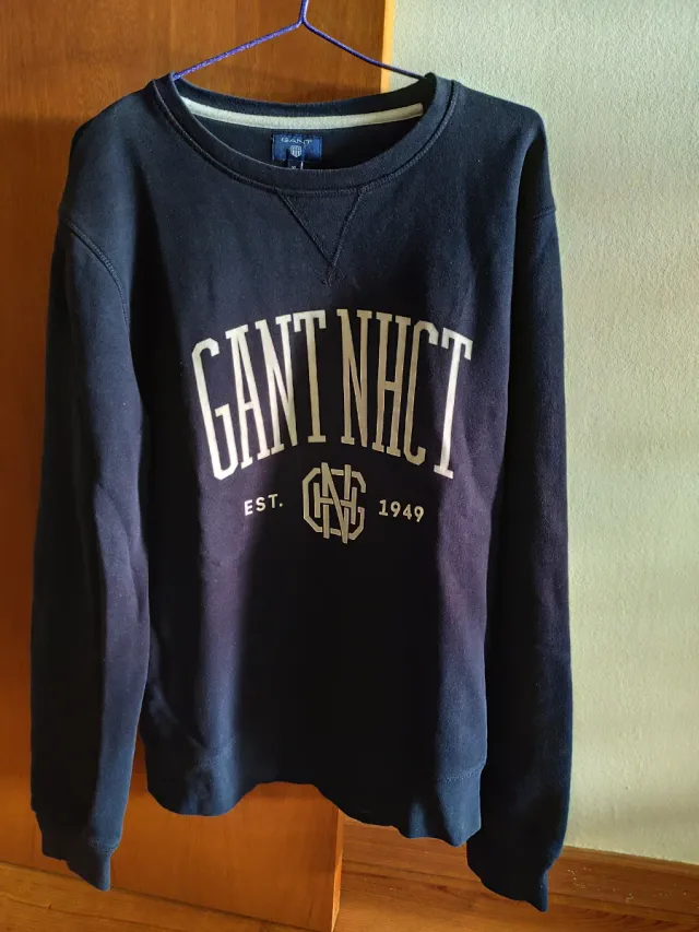 Sudadera GANT azul con logo