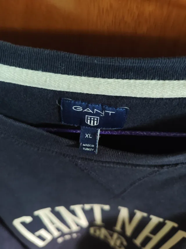 Sudadera GANT azul con logo