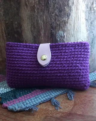 Funda crochet gafas/móvil morado/rosa