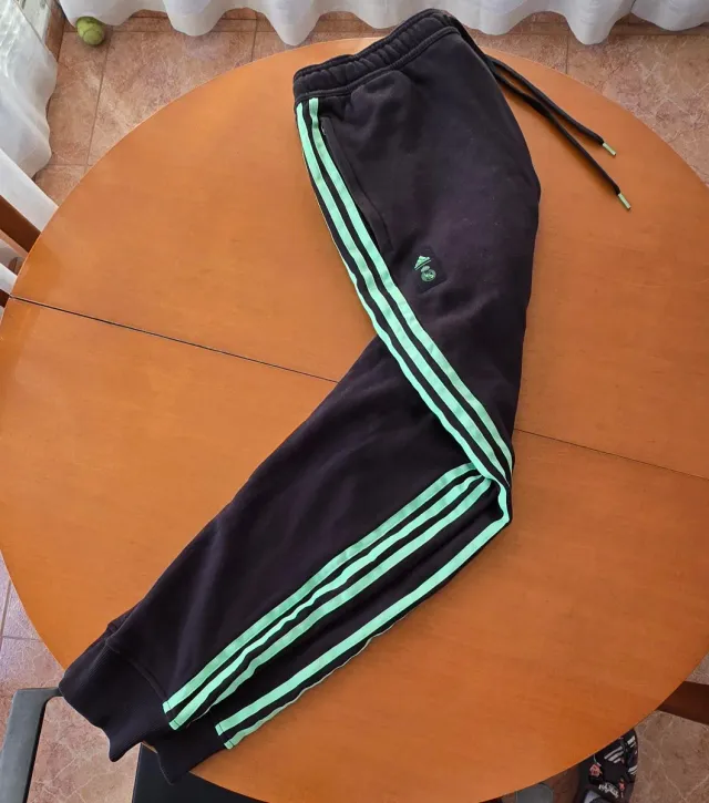 Pantalón Adidas Real Madrid Talla L