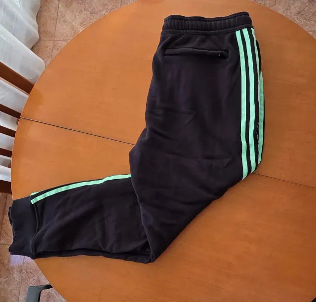 Pantalón Adidas Real Madrid Talla L