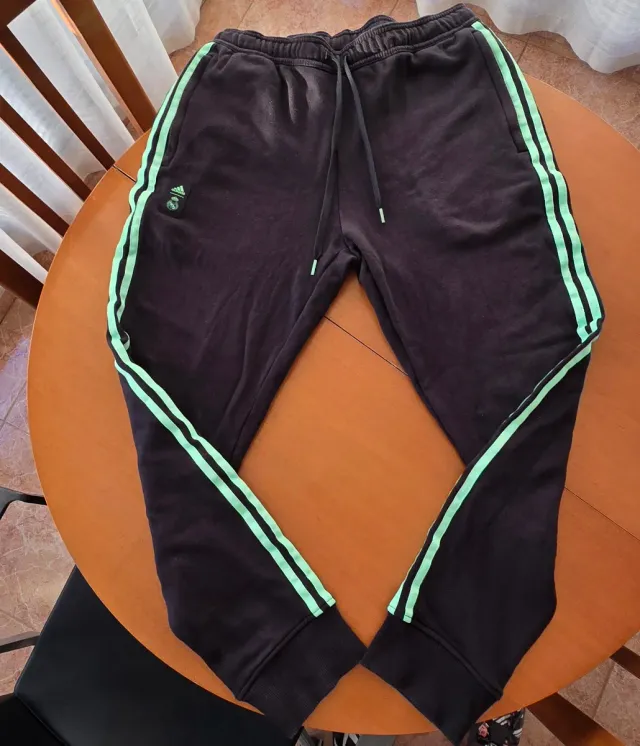 Pantalón Adidas Real Madrid Talla L