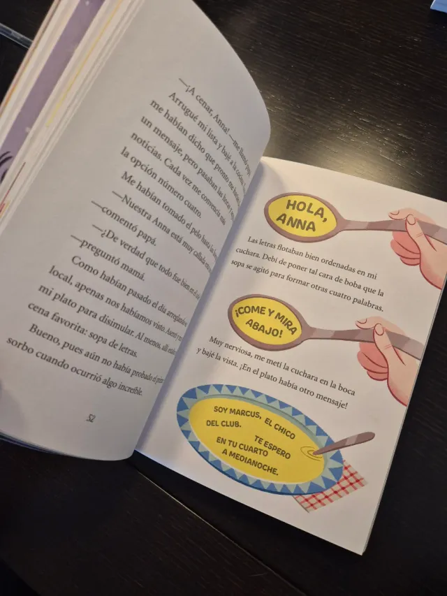 Anna Kadabra 1. El Club de la Luna Llena