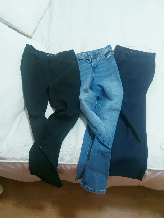 Pantalones vaqueros y vestir T. 9-10