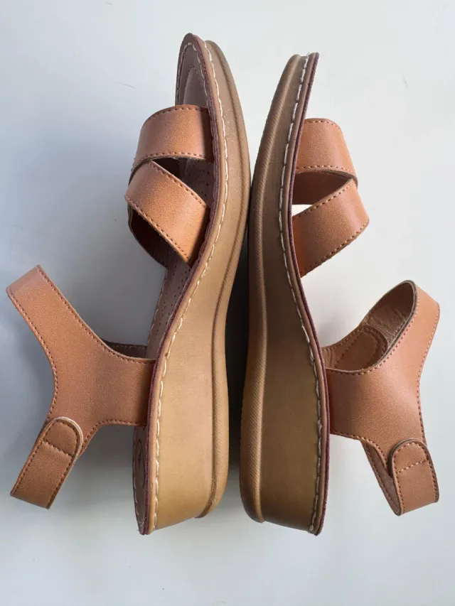 Sandalias Laik Piel Beige