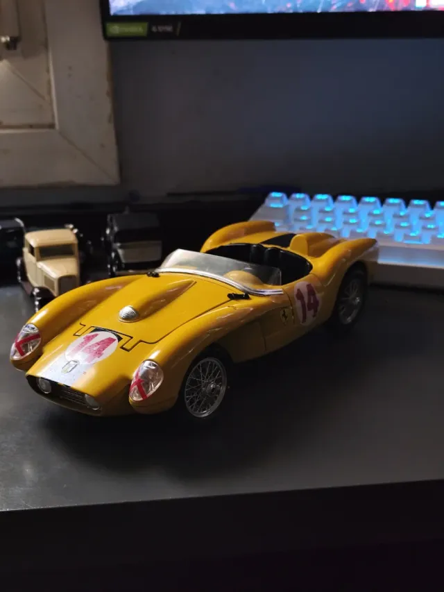 Coches de colección antiguos 