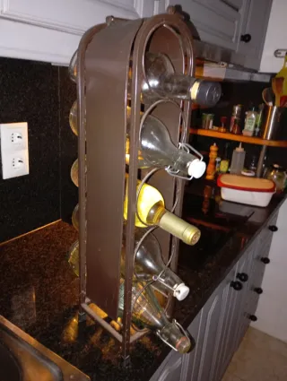 Botellero de metal para 5 botellas