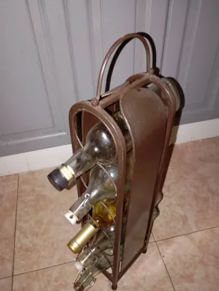 Botellero de metal para 5 botellas