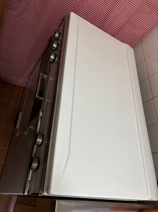 Cocina de gas grande (butano)