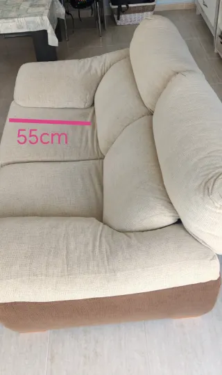 Sofá biplaza beige y marrón