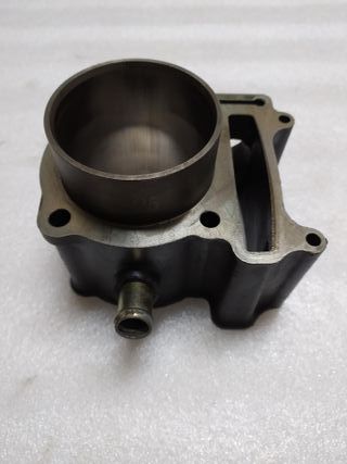 Cilindro y pistón Kymco Grand Dink 300