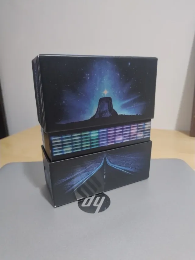 Encuentros Cercanos 3ª Fase Caja Luminosa.