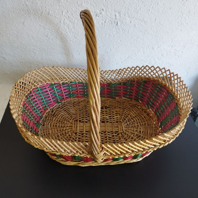 Cesto vimini decorato