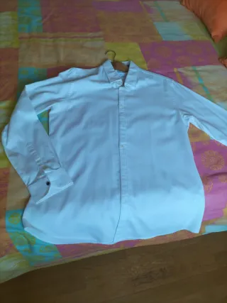 Camisa Zara Blanca Talla XL. Sin usar. Entallada.