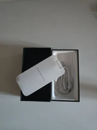 iPhone 11 Pro 64GB grigio + custodia e cover