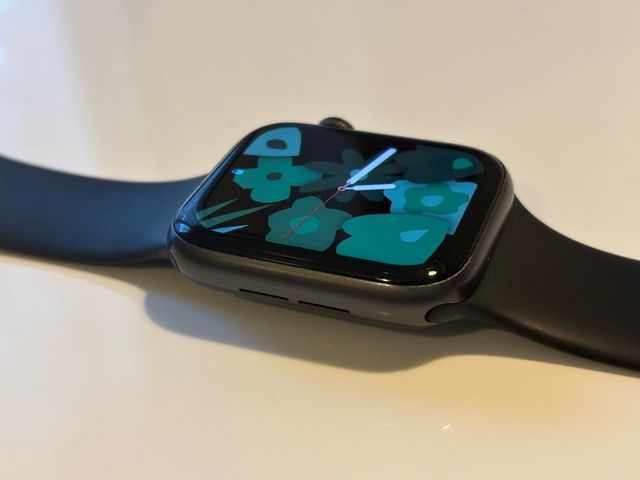 Apple Watch SE 44mm + correas
