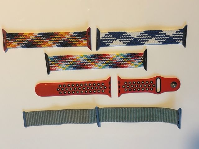 Apple Watch SE 44mm + correas