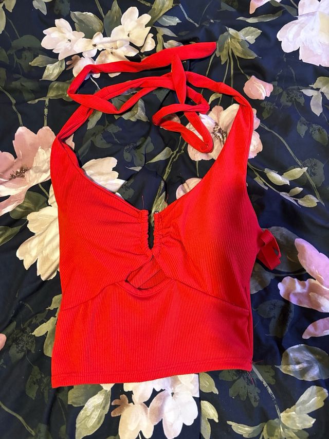 Top Rojo Halter Talla S
