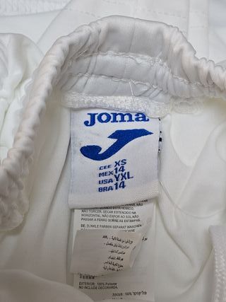 Equipación Fútbol C.S.F. Joma.