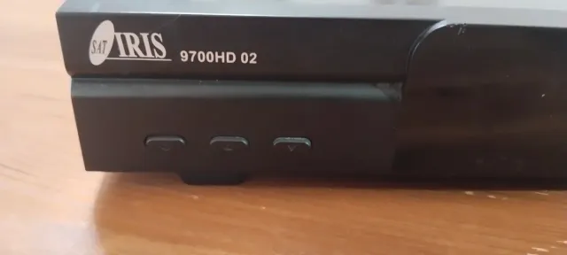 IRIS Sintonizador 9700HD 02