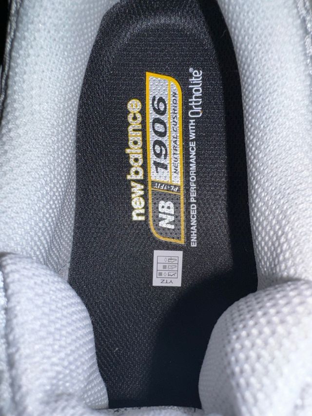 New Balance 1906R Talla 42.5 Nuevas