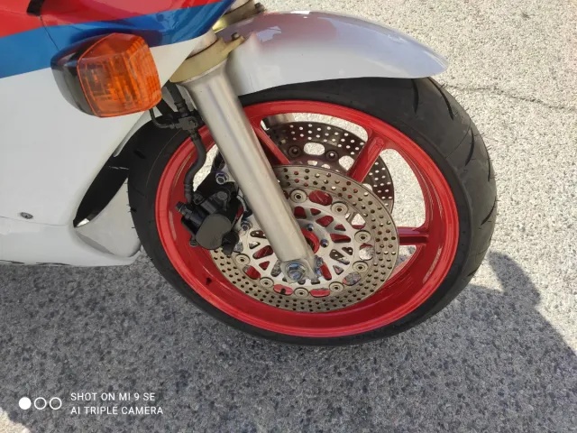 Honda CBR400RR Año 90
