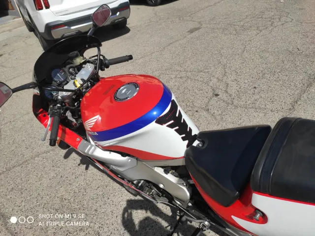 Honda CBR400RR Año 90