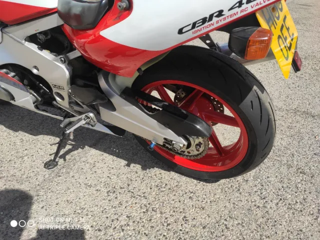 Honda CBR400RR Año 90