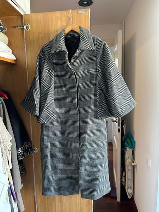 Abrigo Zara cuadros gris talla S/M