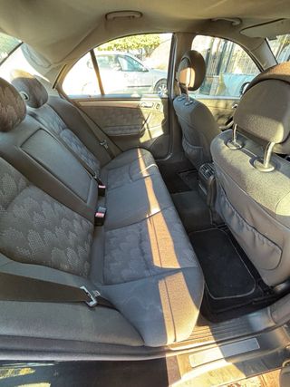 Mercedes-Benz C220 CDI W203 2003