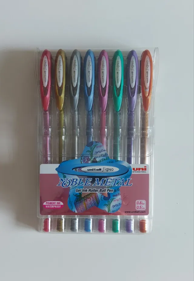 Bolígrafos Uni-ball Signo Noble Metal