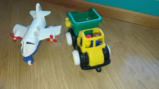 Avión y Camión de Juguete Preescolar