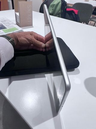 iPad Air 9ª Gen 64GB Plata,