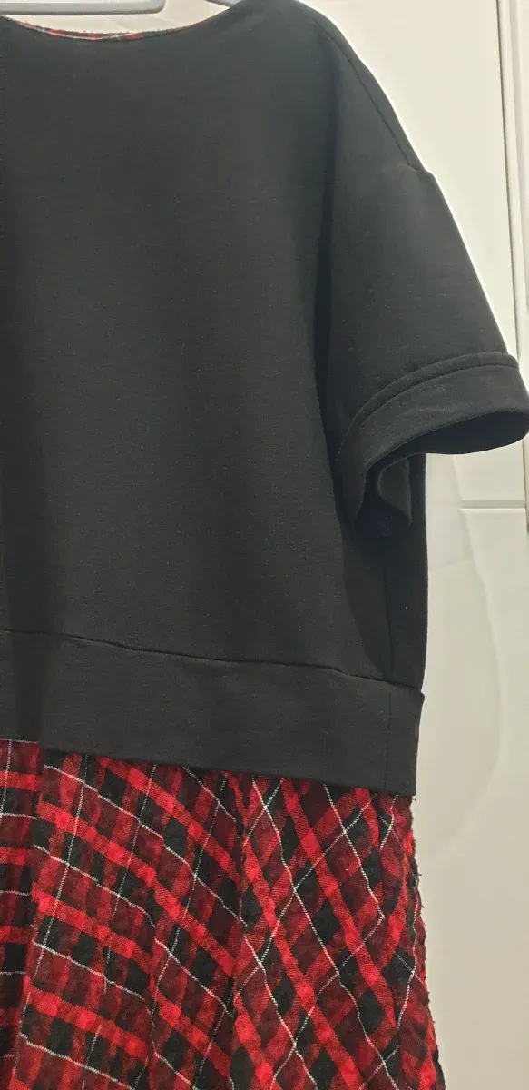 Vestido Zara combinado negro y rojo