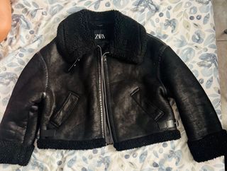 Chaqueta Zara Negra Borrego
