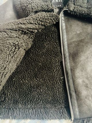 Chaqueta Zara Negra Borrego