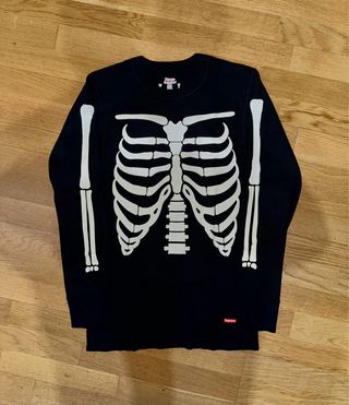 Camiseta Supreme Esqueleto Negra Talla M