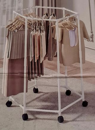 Perchero burro con ruedas