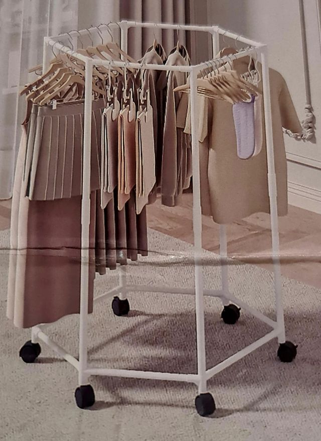 Perchero burro con ruedas