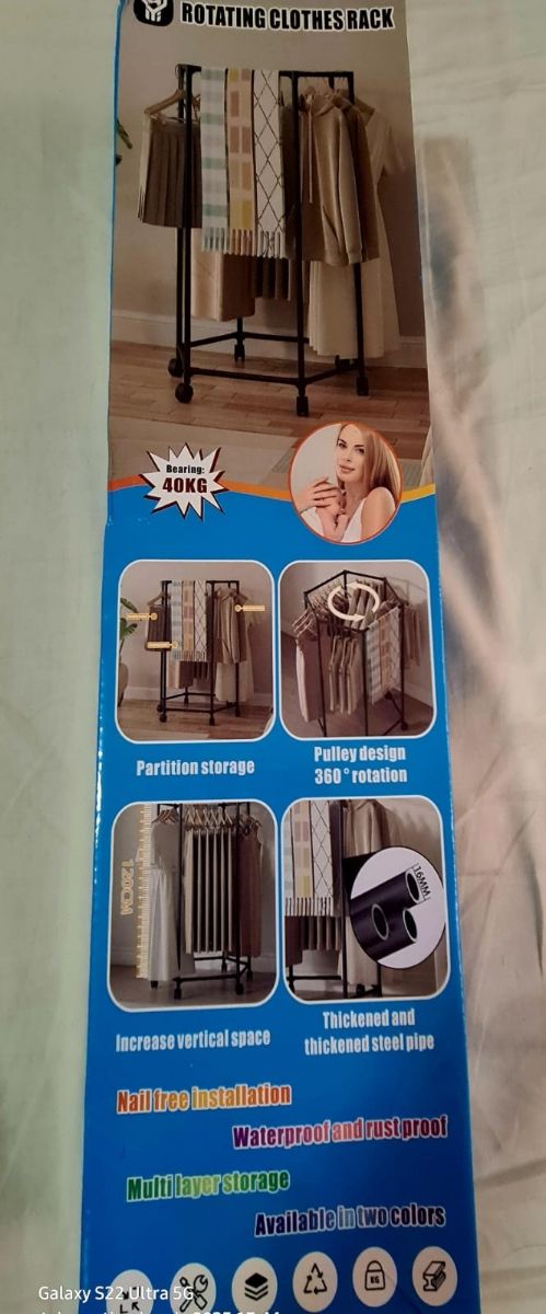 Perchero burro con ruedas