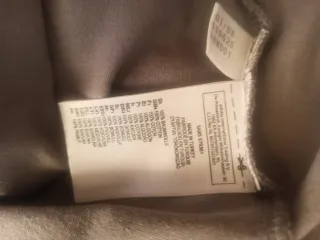 Camiseta juvenil beige grisáceo