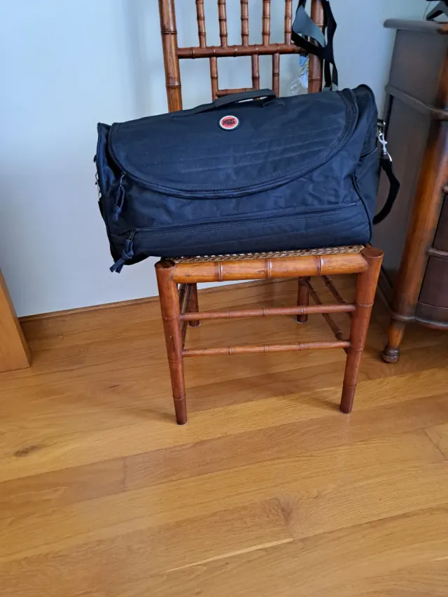 Bolsa de viaje negra