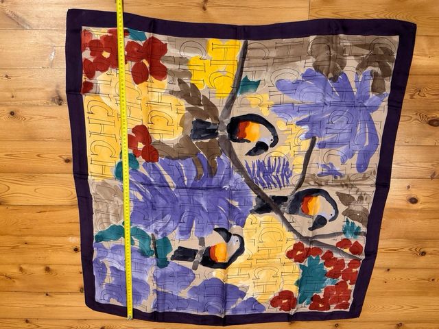 Pañuelo Seda Carolina Herrera Flores Toucan